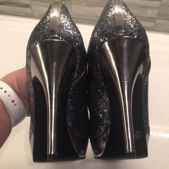 Guess Silver Glitter Heels - Picture 5 of 8